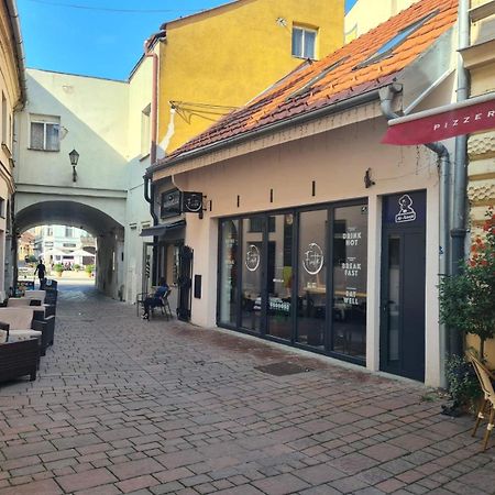 Apartment Zvonarska With Parking Кошице Екстериор снимка
